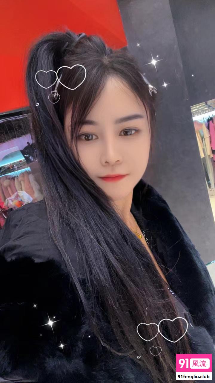 大奶燕子